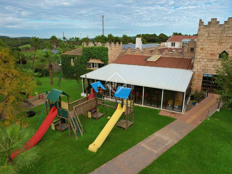 Foto 1f6c990c-55c2-4d7f-9bfd-80d3a0311fee. Masia amb aparcament piscina a Ferreries poble Ferreries