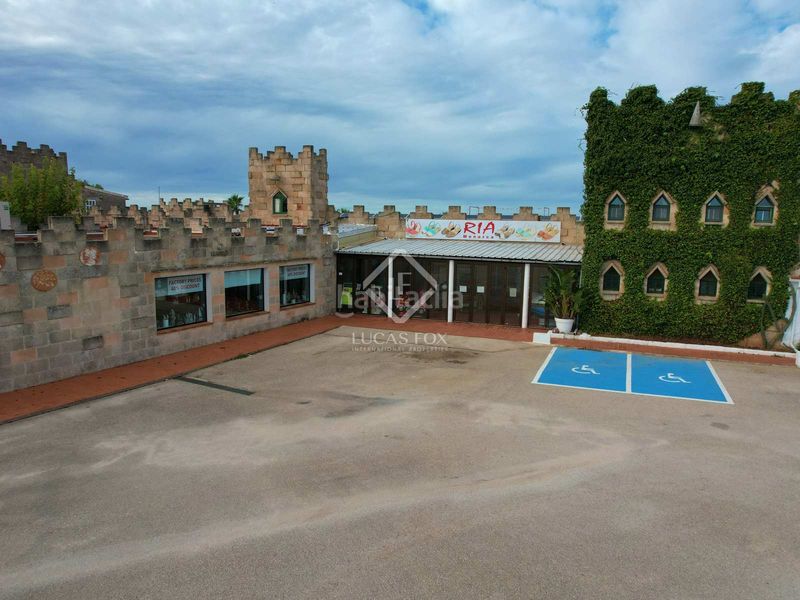Foto 50c68bea-fc3b-46a4-9590-02fe437b8910. Masia amb aparcament piscina a Ferreries poble Ferreries