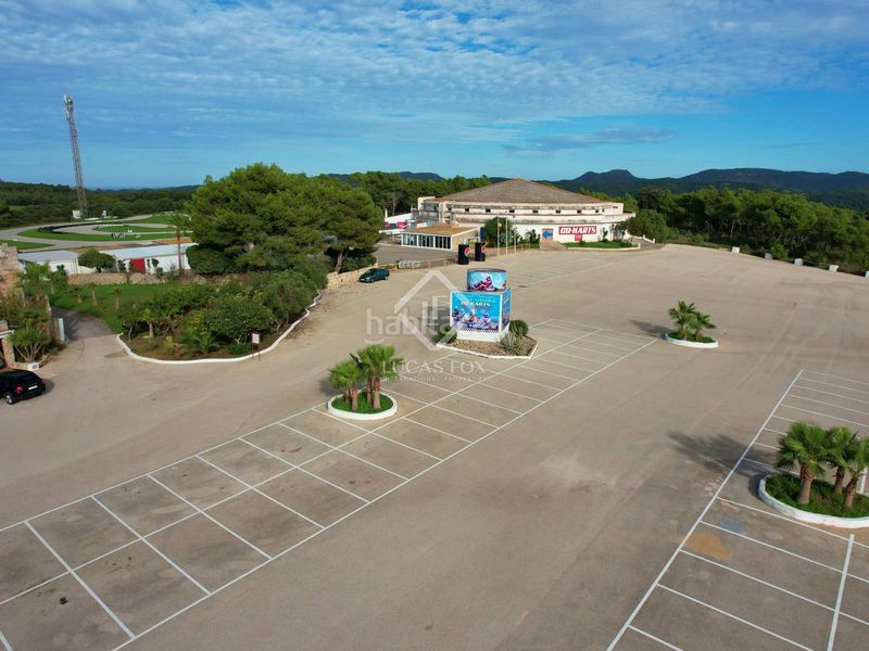 Foto db7dba7d-b0f8-4dd5-9ff9-b83926d78df2. Masia amb aparcament piscina a Ferreries poble Ferreries