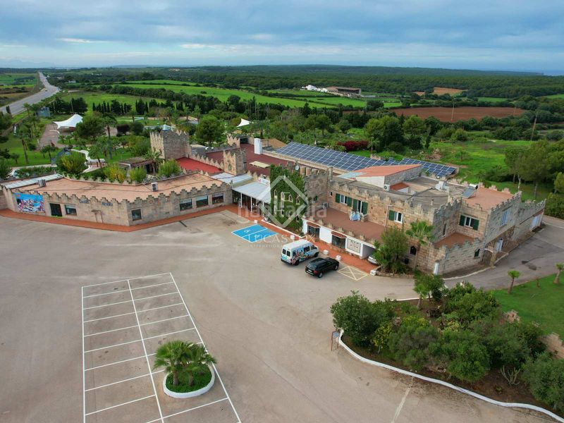 Foto ef2ce342-59a1-4611-9997-c02181444658. Masia amb aparcament piscina a Ferreries poble Ferreries