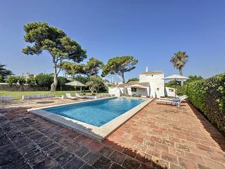 Xalet a Sant Lluís-S´Ullestrar-Torret. Preciosa casa rural de estilo menorquín reformada con 5 dormitor