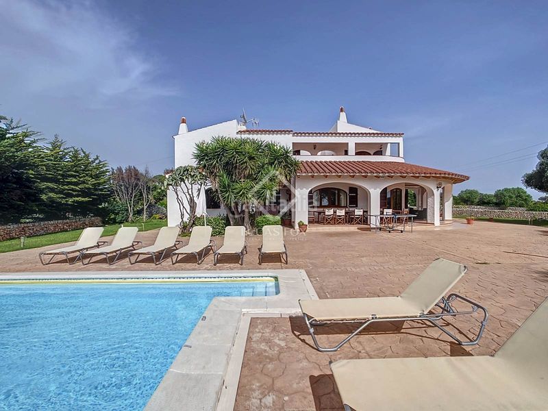 Foto 0a9073a1-42fe-4af0-af10-94b93eeda45e. Country house with heating parking pool in Ciutadella Ciutadella de Menorca