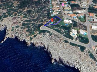 Finca rústica en Sant Climent-Es Canutells. Espectacular parcela edificable en primera línea de mar en venta