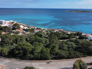 Finca rústica en Biniancolla-Punta Prima. Parcela edificable en segunda línea de mar en venta a pocos metr