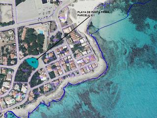Finca rústica a Biniancolla-Punta Prima. Parcela edificable en segunda línea de mar en venta a pocos metr