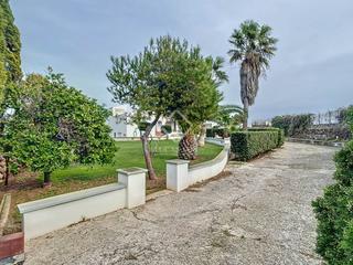 Bauernhof in Ciutadella. Encantadora casa rústica de 4 dormitorios con una amplia zona aj