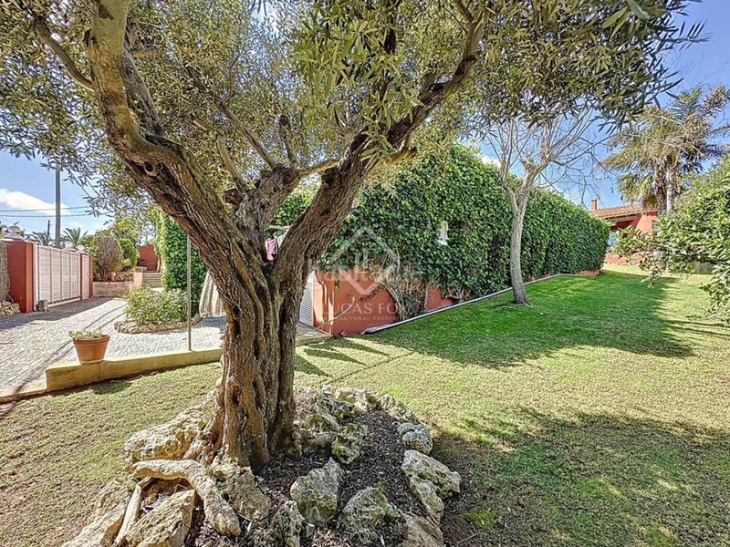 Foto ed1c5348-bc9d-4df0-ad35-14022b7c8ff6. Chalet increíble villa con piscina y vistas al mar en venta a pocos metros de la playa de punta prima, en Sant Lluís