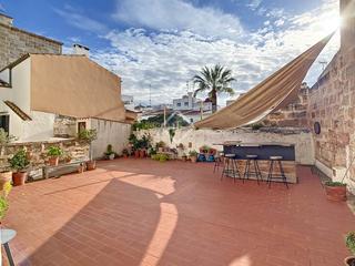 Etagenwohnung in Ciutadella. Estupendo piso de 2 dormitorios con una terraza de 92 m en venta