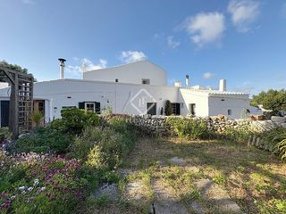 1.900.000 € — Masía en Sant Lluís-S´Ullestrar-Torret