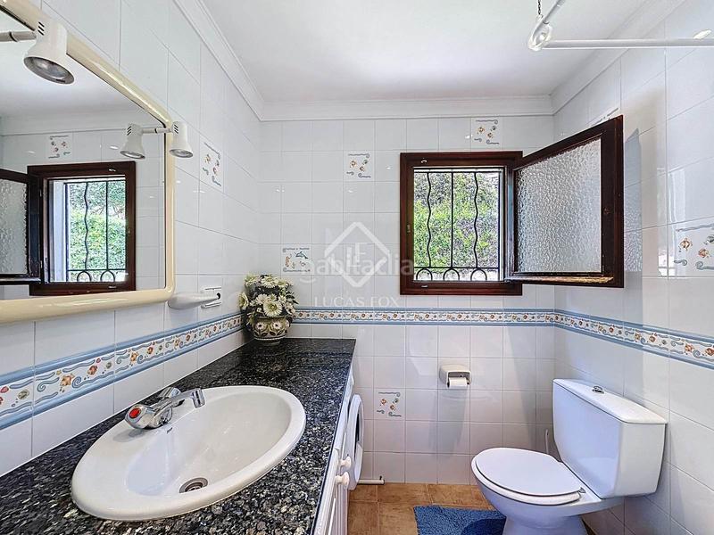 Foto 6cae7827-042c-4e99-be11-d46acbb694ad. Chalet con parcheggio piscina in Son Bou-Sant Jaume Alaior