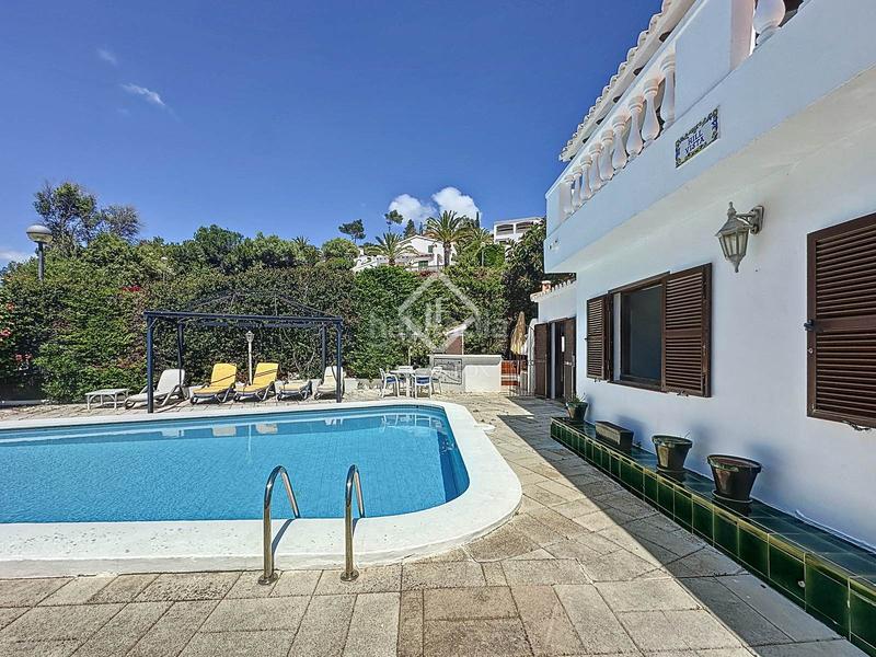 Foto 6dcf9772-7a77-491c-8d3d-d86022d38b00. Chalet con parcheggio piscina in Son Bou-Sant Jaume Alaior