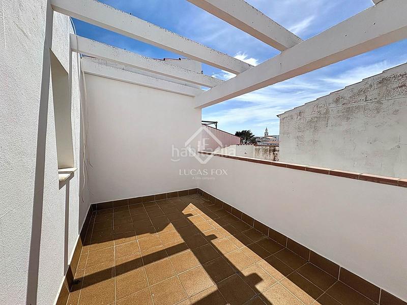 Foto 56b0f2f2-24c2-4b57-a3f8-58d7173183a5. Chalet casa en excelentes condiciones de 3 dormitorios en venta en sant lluis en Sant Lluís