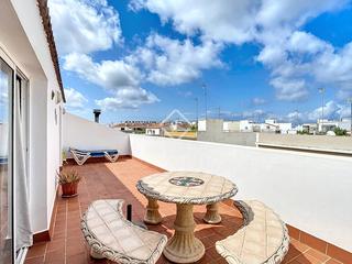Àtic a Ciutadella. Estupendo ático de 3 dormitorios y una amplia terraza de 30 m a