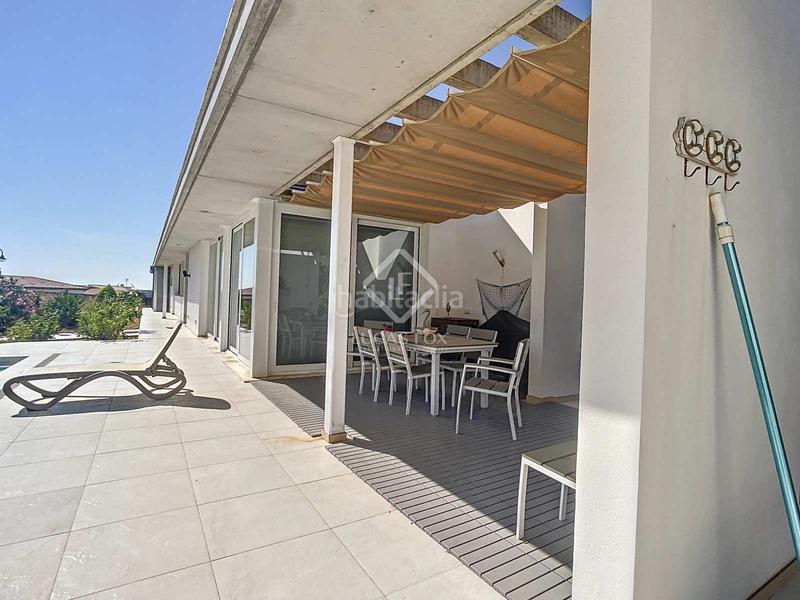 Foto 6ff00275-ffa4-4a50-807c-1cd2150c2acc. Chalet villa contemporánea de 4 dormitorios y un anexo en venta , menorca en Sant Lluís