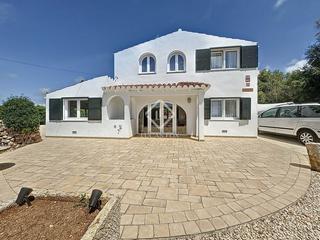Masia a Sant Lluís-S´Ullestrar-Torret. Casa rural en excelentes condiciones de 3 dormitorios en venta e