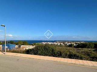 Finca rústica a Es Mercadal Poble. Parcela edificable para uso residencial con vistas alejadas al m