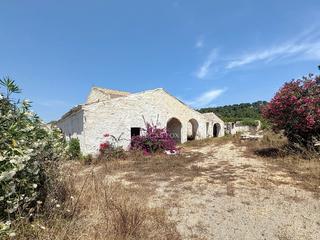 Masia a Coves Noves. Masía en venta en es mercadal, islas baleares