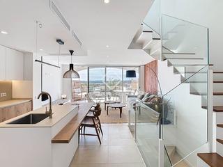 Xalet a Fornells. Lujosa casa adosada de obra nueva con 4 dormitorios, 95 m de ter