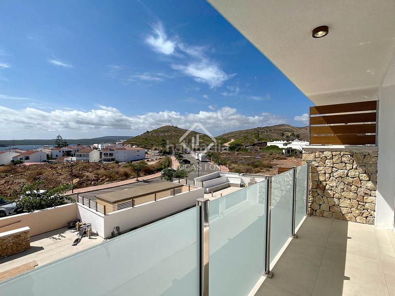 Foto b596e8a6-0fd4-4b1c-a9e6-63d9726d3ed7. Chalet mit heizung parking pool in Fornells Es Mercadal