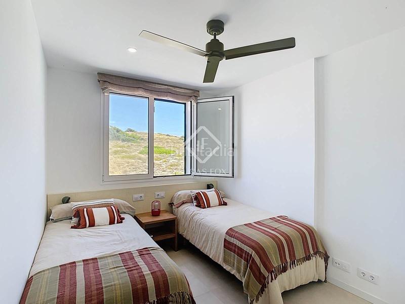 Foto de029b66-dea4-4349-90e5-0bc0fddb7b05. Chalet mit heizung parking pool in Fornells Es Mercadal