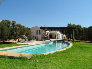 Masía en Dalt Sant Joan-Plaça Eivissa. Preciosa finca rústica con 5 dormitorios y 2 casas legalizadas e