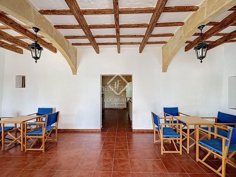 Foto 2115870a-a88f-48e8-9bf2-0f7ce6efda62. Masia amb aparcament a Alaior poble Alaior