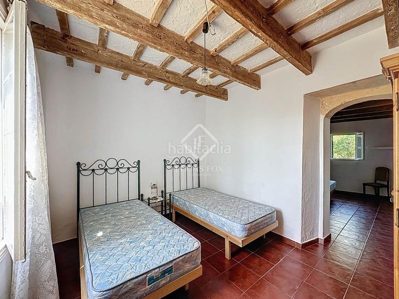 Foto 50a9a82f-4711-4378-a93a-1865befbcfa3. Masia amb aparcament a Alaior poble Alaior