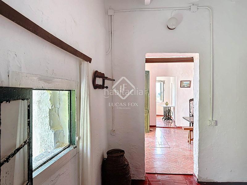 Foto 53542e93-b7fe-49d7-8c4a-5344d8c5ce13. Masia amb aparcament a Alaior poble Alaior