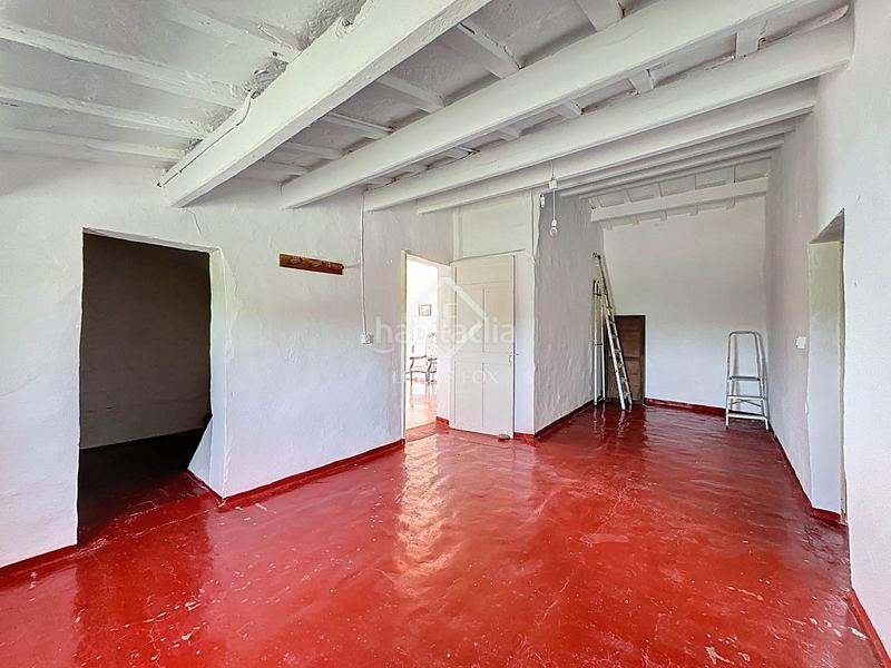 Foto 5e5e7167-4cb9-42dd-a2ef-d94fffb9fd51. Masia amb aparcament a Alaior poble Alaior