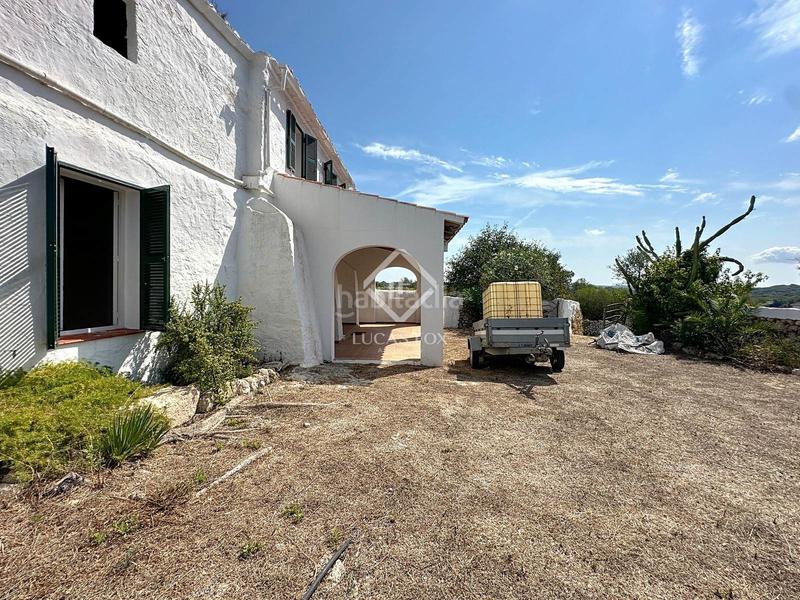 Foto aafb78ee-912f-4822-8da8-4aacf09c60a8. Masia amb aparcament a Alaior poble Alaior