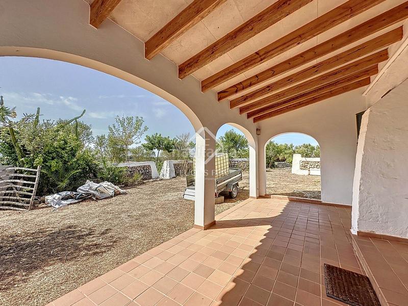 Foto c9cf2712-4c14-427c-a8ff-0ff2d4b6848f. Masia amb aparcament a Alaior poble Alaior