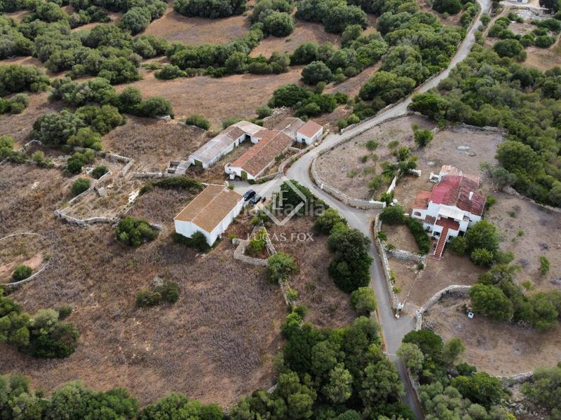 Foto f4c33104-d2bc-4cb0-9306-be12a5806138. Masia amb aparcament a Alaior poble Alaior