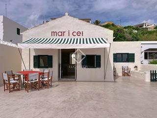 Xalet a Cala Llonga-Sa Mesquida. Auténtica casa de pescadores en primera línea de mar, reformada