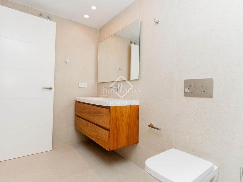 Foto e678a645-8d44-4410-beb4-0cd99bfb54a7. Etagenwohnung mit heizung pool in Arenal d´en Castell Es Mercadal