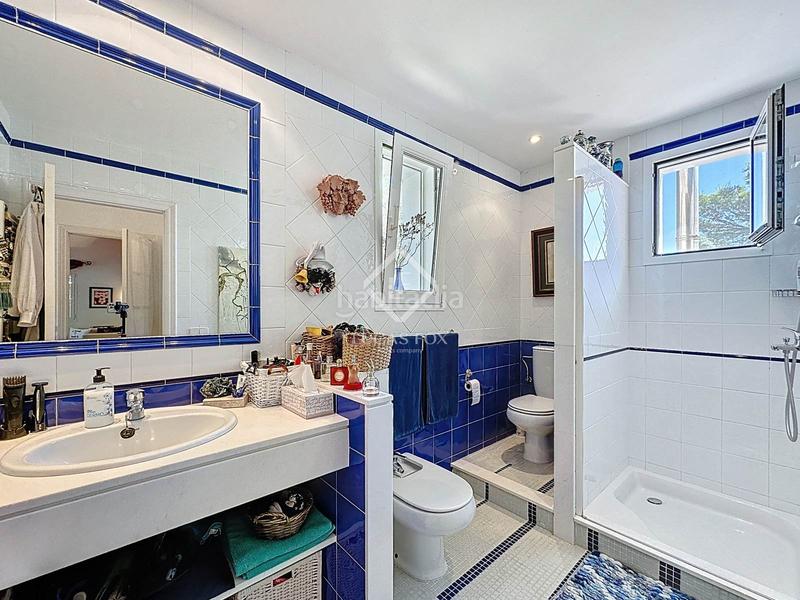 Foto 9cbe5cf1-f0b3-48d0-aaf5-2007fafaebd5. Xalet amb calefacció aparcament piscina a Sant Lluís-s´ullestrar-torret Sant Lluís