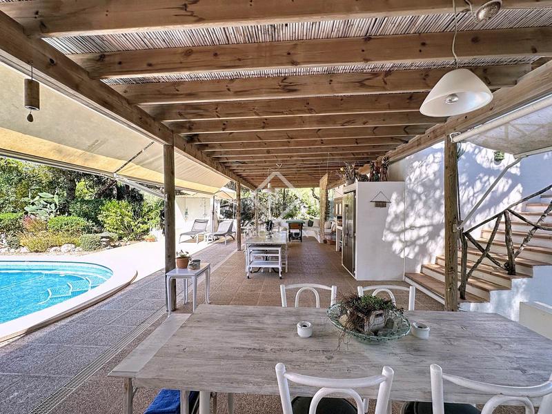 Foto a2ec040c-bacb-4c74-ad7d-5177ecf5deb0. Xalet amb calefacció aparcament piscina a Sant Lluís-s´ullestrar-torret Sant Lluís