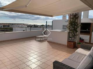 Attique à Ciutadella. Dúplex de 3 dormitorios con terraza solárium, parking y piscina