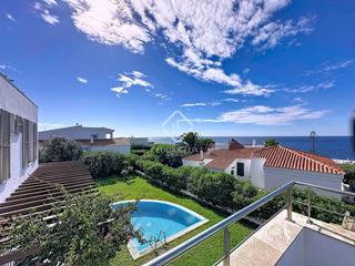 Chalet à Sant Climent-Es Canutells. Villa moderna con vistas panorámicas al mar y licencia turística