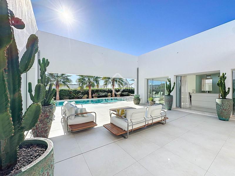 Foto 0661514f-e03c-48d6-a49b-b6ca476ababc. Chalet con riscaldamento parcheggio piscina in Biniancolla-Punta Prima Sant Lluís