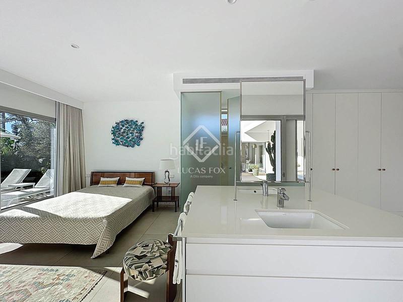 Foto 32b0f268-c916-4f6f-aae1-4f1204ab3363. Chalet con riscaldamento parcheggio piscina in Biniancolla-Punta Prima Sant Lluís