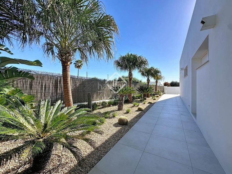 Foto 33e2d6ba-e19a-466c-a547-f15d3a3995b4. Chalet con riscaldamento parcheggio piscina in Biniancolla-Punta Prima Sant Lluís