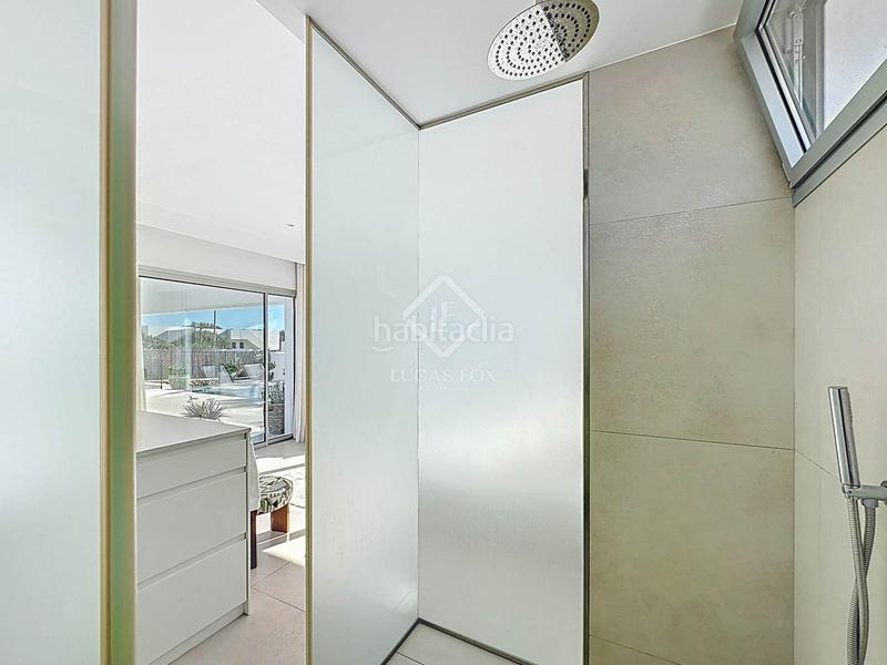 Foto 51849991-ab5b-42e2-bb98-41a2e1bd1c61. Chalet con riscaldamento parcheggio piscina in Biniancolla-Punta Prima Sant Lluís