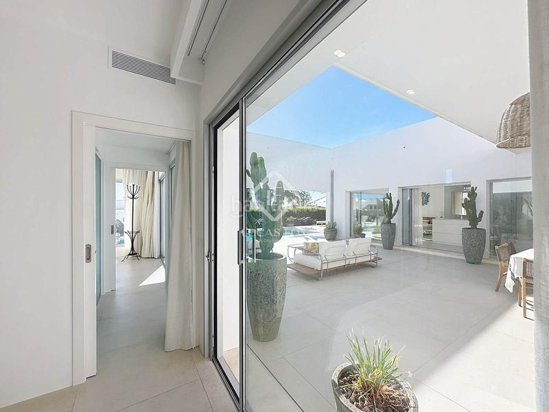 Foto 569cc72a-a55c-4548-98c4-4665fbd74abf. Chalet con riscaldamento parcheggio piscina in Biniancolla-Punta Prima Sant Lluís