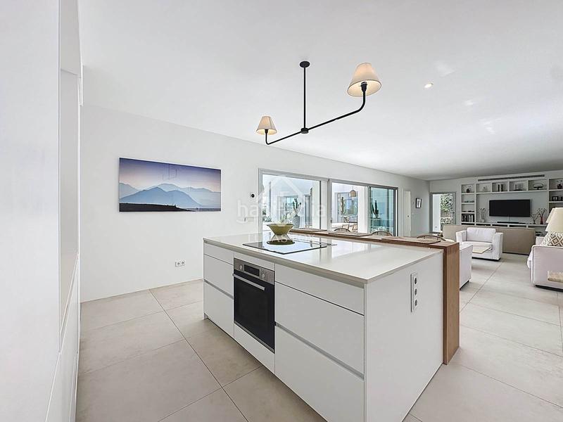 Foto 5829bc8e-bfe3-4f44-b67c-6cabfc290b5a. Chalet con riscaldamento parcheggio piscina in Biniancolla-Punta Prima Sant Lluís