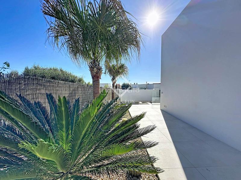 Foto 834a5f02-f9ff-40b2-8d71-90f54a4de07f. Chalet con riscaldamento parcheggio piscina in Biniancolla-Punta Prima Sant Lluís