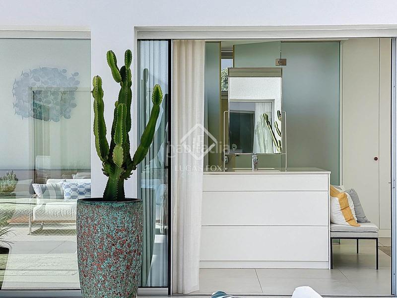 Foto 880a71f2-4523-4fa0-a7b7-a895caecbf23. Chalet con riscaldamento parcheggio piscina in Biniancolla-Punta Prima Sant Lluís