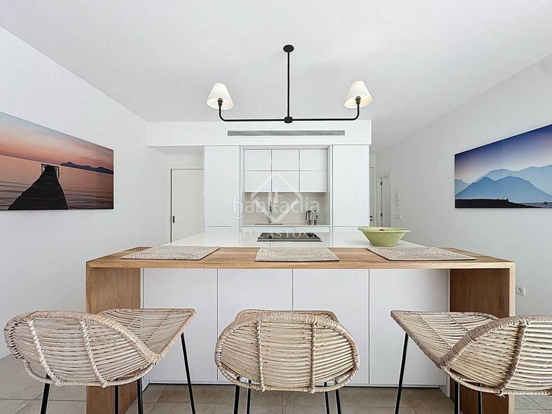 Foto a0e4e1cb-7828-4f32-bb6f-aeb4674651db. Chalet con riscaldamento parcheggio piscina in Biniancolla-Punta Prima Sant Lluís