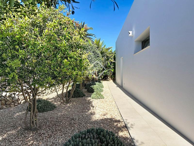 Foto c2a925d5-7f10-4b85-b864-937b3016e00a. Chalet con riscaldamento parcheggio piscina in Biniancolla-Punta Prima Sant Lluís