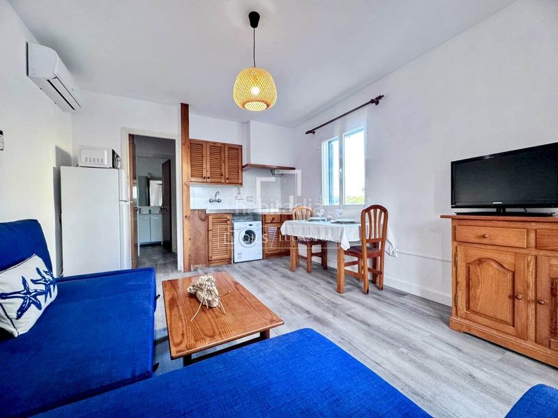 Foto 2bbe3f24-fc51-4b4e-a7b3-94adf968d580. Piso  en planta baja con licencia turística de 1 dormitorio con mucho encanto y zona comunitaria con piscina en venta en son carrió en Manacor