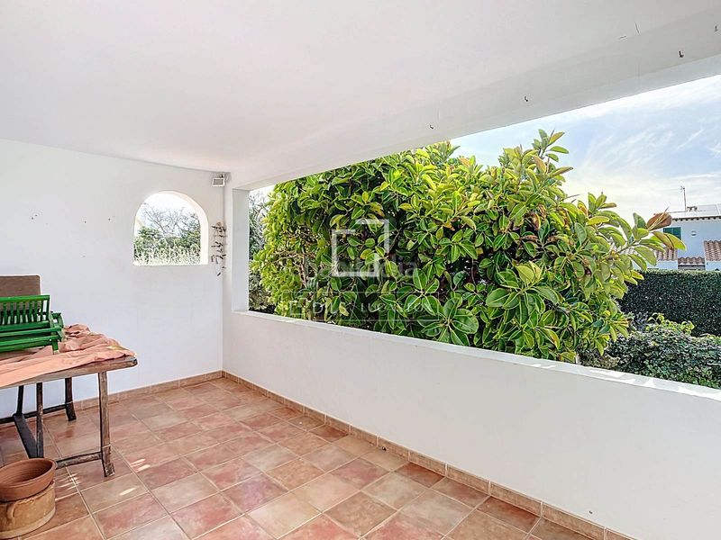 Foto 02e2cd1d-dbf7-4cc3-b0ef-df5f5ed618e5. Chalet con riscaldamento parcheggio in Cala en Blanes Ciutadella de Menorca